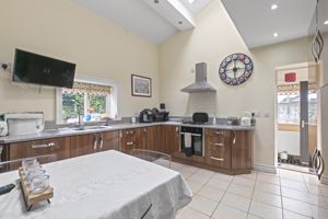 Photo 33- click for photo gallery